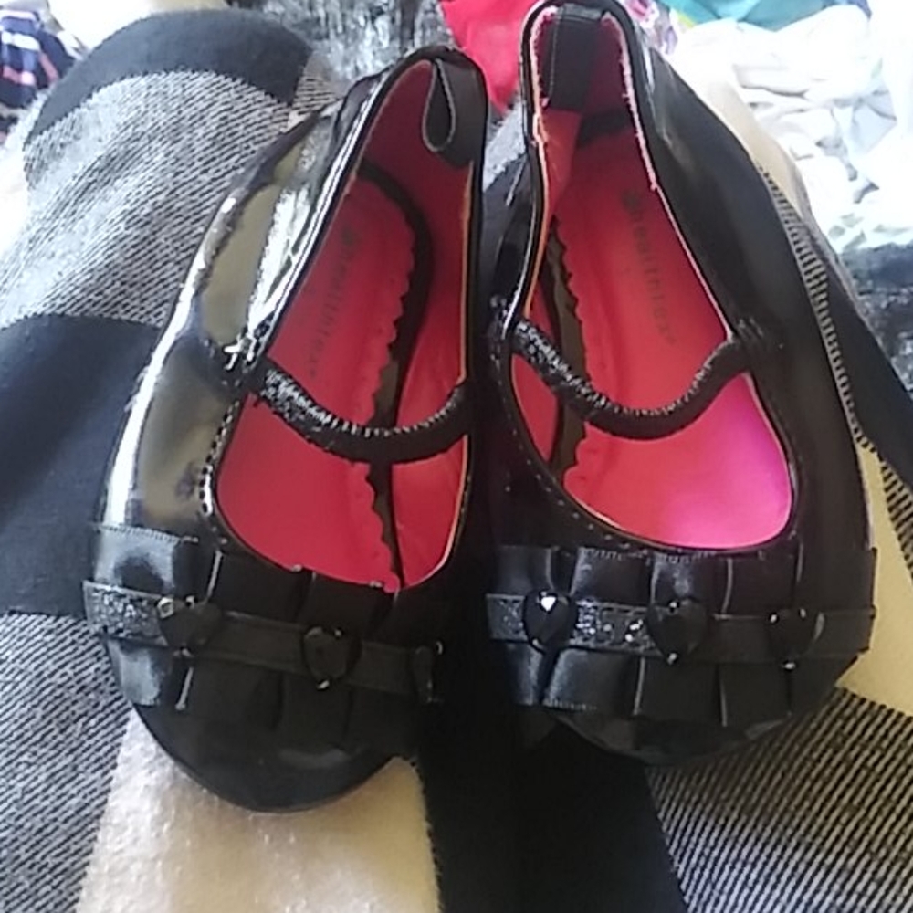 Little black shoes